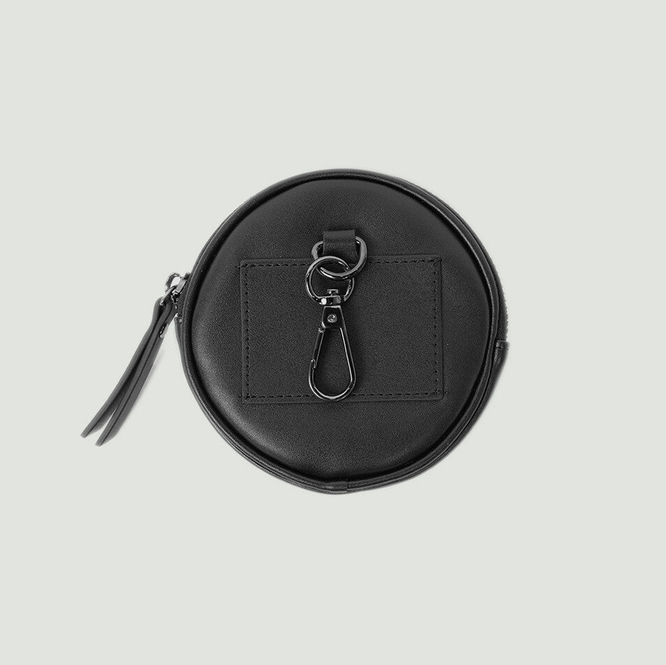 BLACK VOYAGER POUCH
